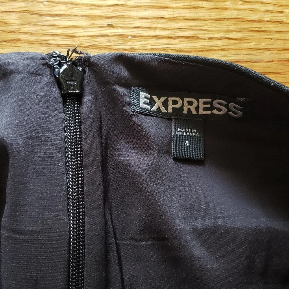 Express Black Pencil Skirt - Picture 3 of 4